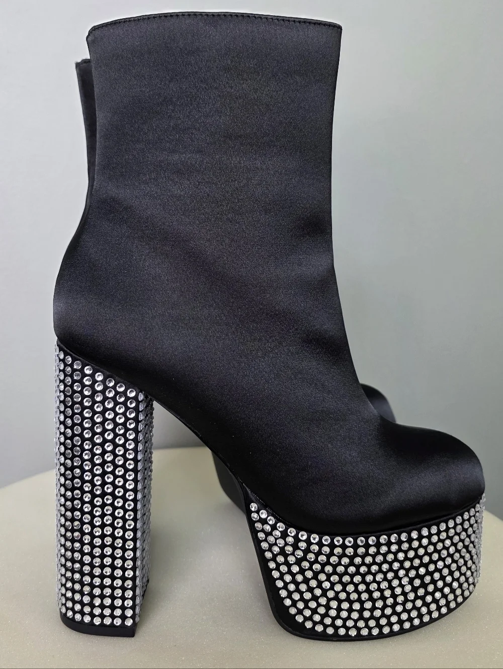 ​💎 Forever 21 Black Satin Rhinestone Platform Booties 💎 - Size 7.5